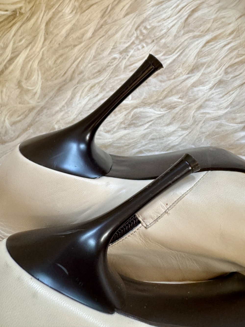 ALDO Vintage Y2K Ivory Leather Pointed Toe Boots Early 2000s pointy toes Size 9 - Picture 9 of 16